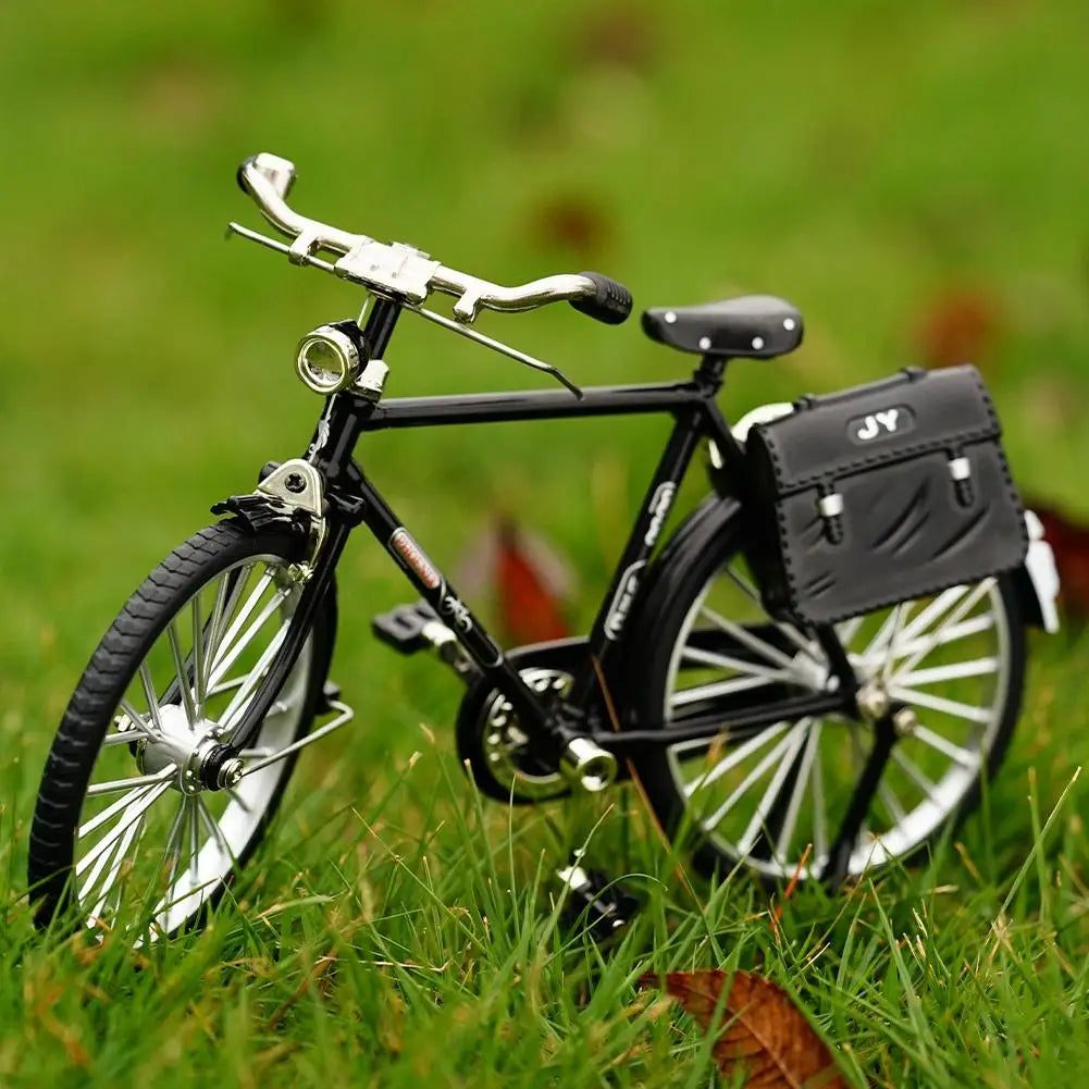 Mini Model Classic Bicycle (DIY)